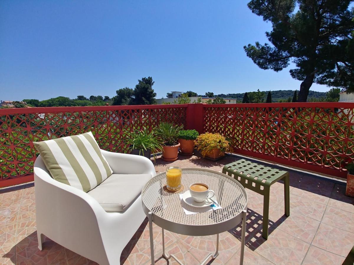 Apartment Axelle 50 Meters To The Beach Banjole Bagian luar foto