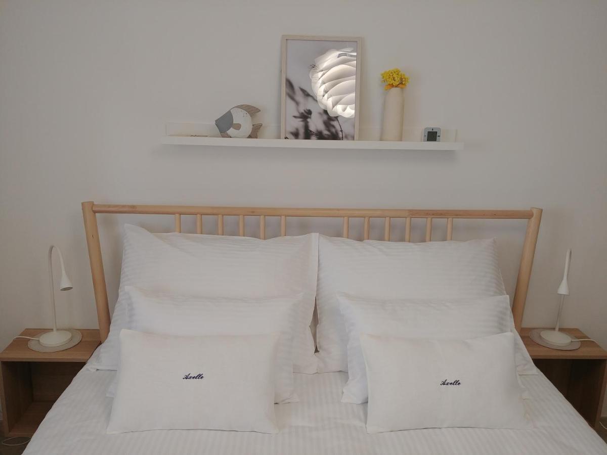 Apartment Axelle 50 Meters To The Beach Banjole Bagian luar foto